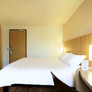 Ibis Tour Eiffel Cambronne 15ème Hotel