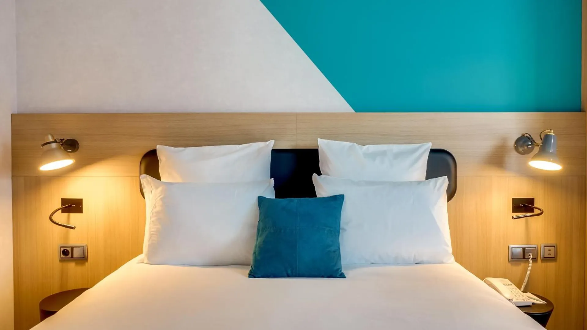 Mercure Paris Gare De Lyon Tgv 4*,